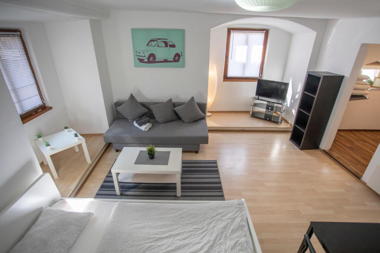 Apartament Old Town Studio Hall in Tirol Zewnętrze zdjęcie